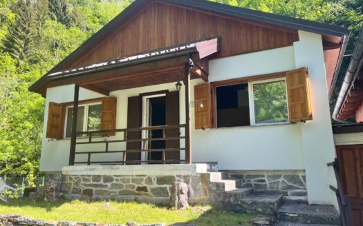 ALTO SERMENZA – Rimasco Loc. Cascina (rif tre)